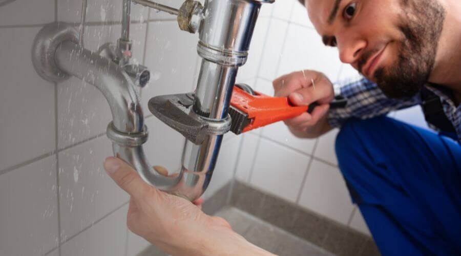 Toilet clog repair in Buffalo, WY